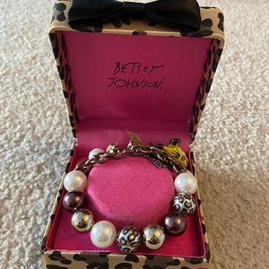 Betsy Johnson Giraffe Chunky Bracelet